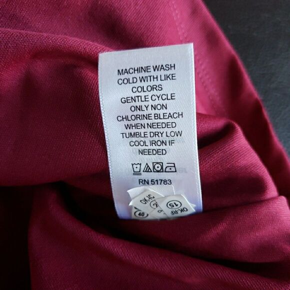 NWT Maurices Blouse Size XXL Burgundy Floral V Neck Ruffle Coquette Victorian - Picture 8 of 10